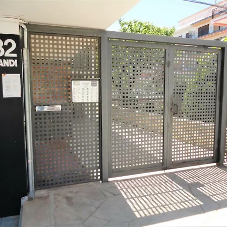 Lamoga-Sandi 4 2 Torredembarra Exterior foto